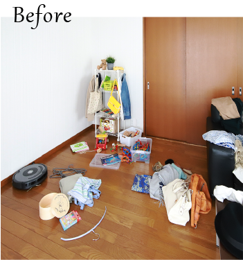 散らかったリビング